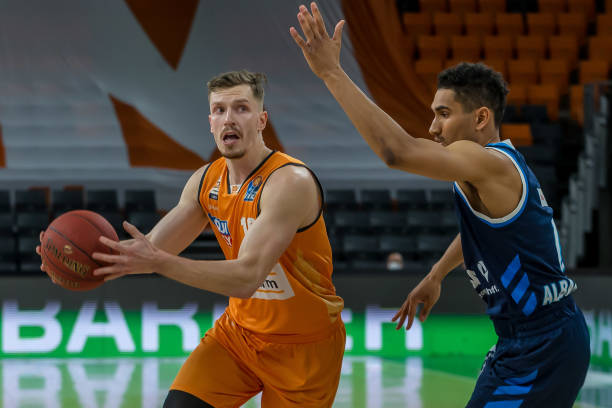 对抗不吃亏 对抗不吃亏